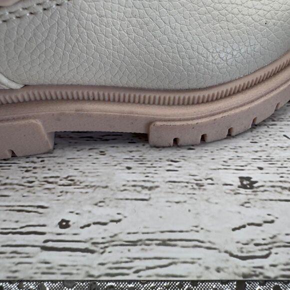 Cat & Jack Toddler Girls Evie Buckle Boots - Picture 6 of 6